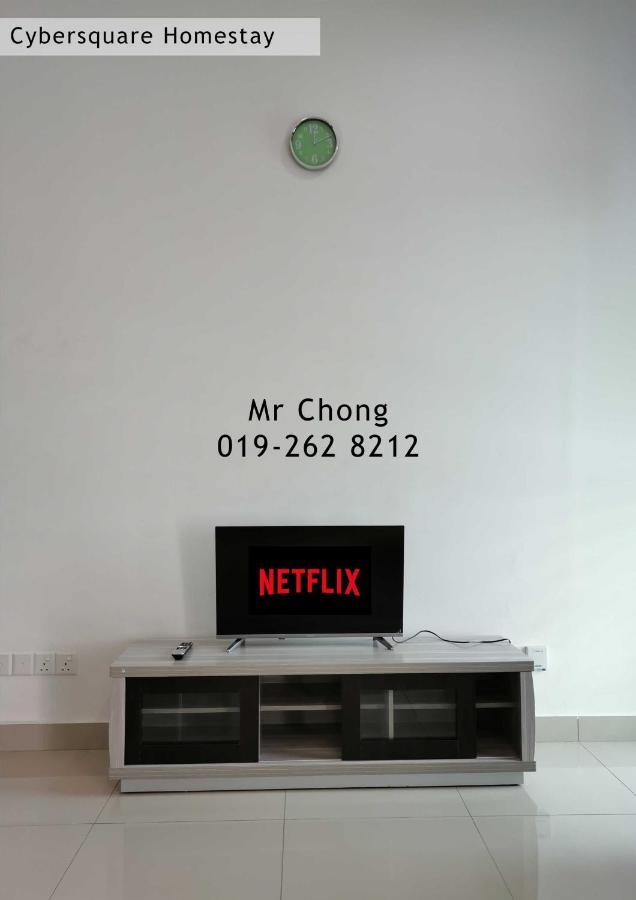 Cybersqaure Studio Suites With Netfilx @10 Min Walking Distance To Mcd Cyberjaya Exterior foto